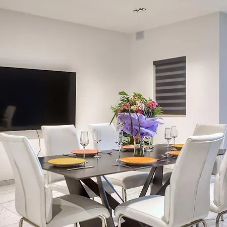 3bdr Flat With Seaview