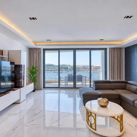 3bdr Flat With Seaview